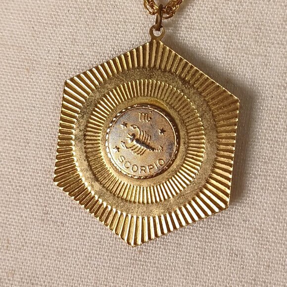70s Vintage SCORPIO Zodiac Pendant Necklace - Picture 1 of 4